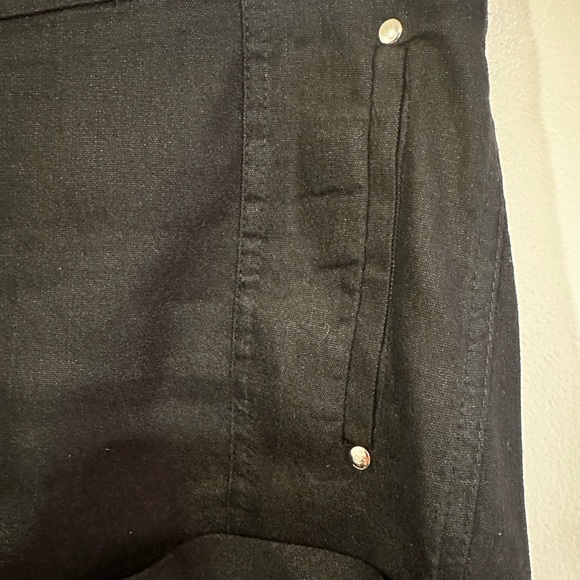 Bebe Black Women's Shorts - Picture 2 of 4